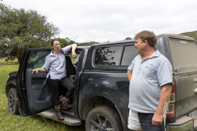 Shayne and Elizabeth MacKenzie fenced off 4 kilometres of the Waikawau River and planted out the riparian margins.